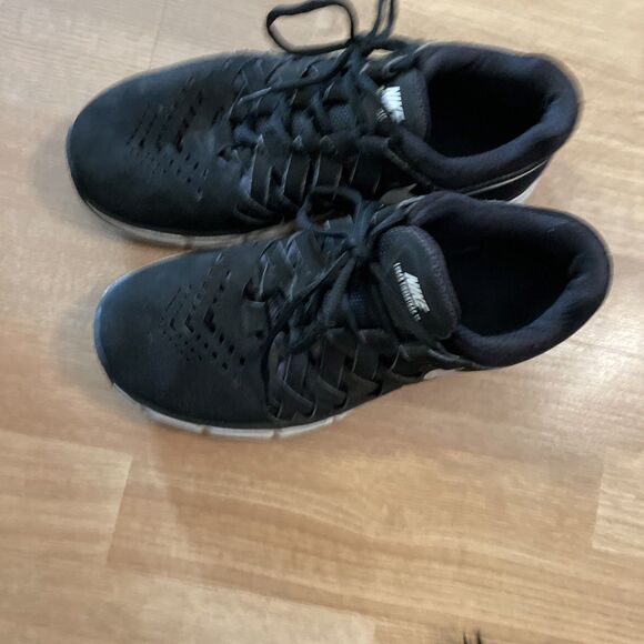 Nike Lunar Fingertrap TR Wide Black Men's Sneaker Shoe Size 9.5W - Picture 3 of 9